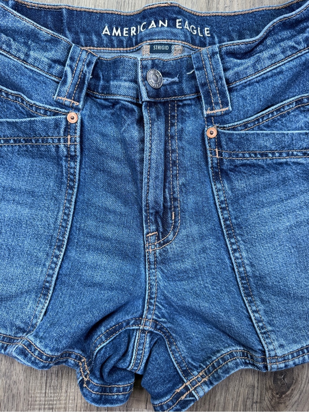 American Eagle Outfitters Dark Blue High-Rise Relaxed Denim Shorts - Picture 8 of 14